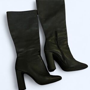 Black leather Knee-High Steve Madden Boots